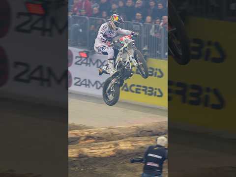 YouTube-Video-Thumbnail