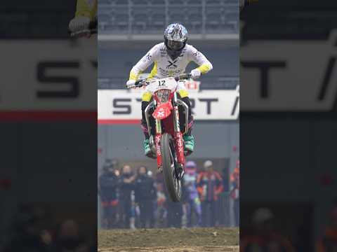 YouTube-Video-Thumbnail