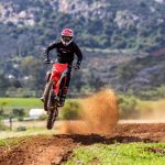 25 Honda CRF250R_action_1-1