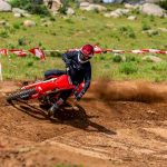 25 Honda CRF250R_action_10-2