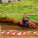 25 Honda CRF250R_action_13-5