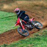 25 Honda CRF250R_action_18-10
