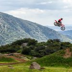 25 Honda CRF450R_action_17-55