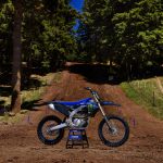 2025_YAM_YZ250FSV_EU_YB_STA_001_03_preview-41