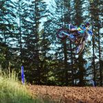 2025_YAM_YZ250LCSV_EU_YB_ACT_003_03_preview-53