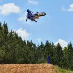 2026-Yamaha-YZ450F-EU-Icon_Blue-Action-004-03-11