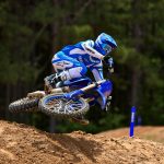 2026-Yamaha-YZ450F-EU-Icon_Blue-Action-007-03-14