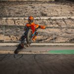 663383_MY26_KTM 690 SMC R_ACTION_ACTION_ACTION-21