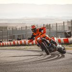 663403_MY26_KTM 690 SMC R_ACTION_ACTION_ACTION-39